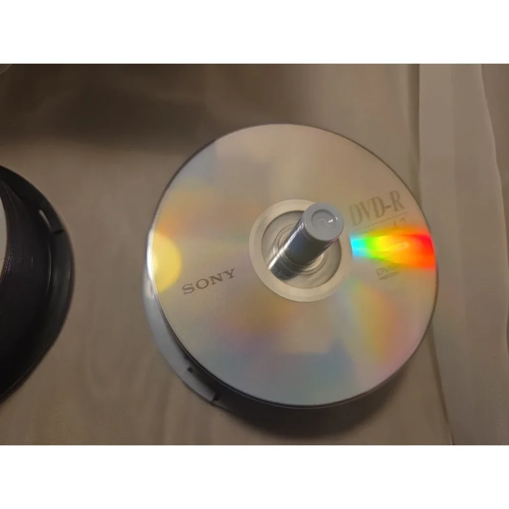 Lot of 68 Blank DVD+R Discs (40‎ Sony, 28 TDK) with 25 CD Cases